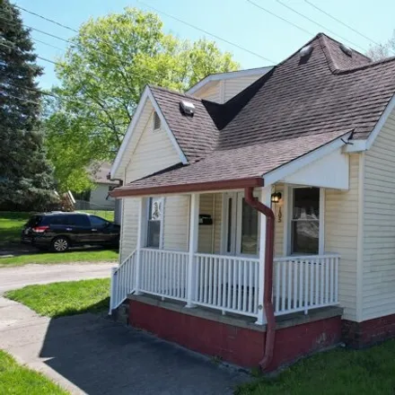 Buy this 2 bed house on 199 East Chestnut Street in Ames, Crawfordsville