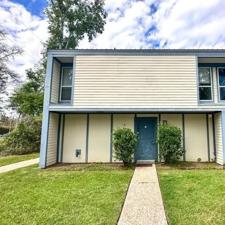Rent this 2 bed condo on 356 Atalin Street in Mandeville, LA 70448