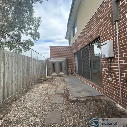 Image 7 - St Anthony's Primary School, 65 Buckley Street, Noble Park VIC 3174, Australia - Townhouse for rent