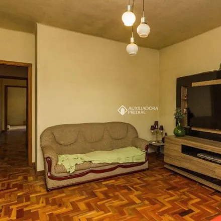 Rent this 3 bed house on Nathalia Jahn Pâtisserie in Rua Vasco da Gama, Rio Branco