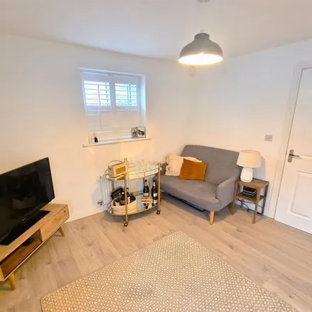 Rent this 3 bed apartment on Chandos Road in Stockport, SK4 5AN