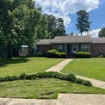 Buy this 4 bed house on 5398 Wilma Avenue in Phenix City, AL 36867