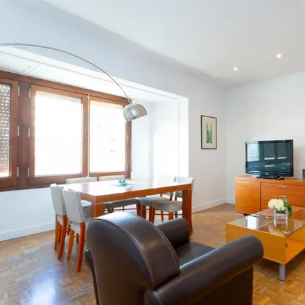 Image 4 - Carrer del Comte Borrell, 340, 08001 Barcelona, Spain - Apartment for rent