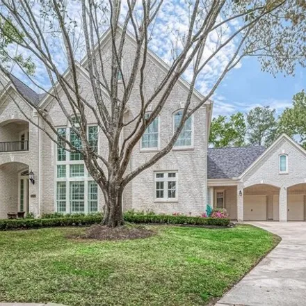 Buy this 7 bed house on 15499 Parkwood Way in Houston, TX 77059