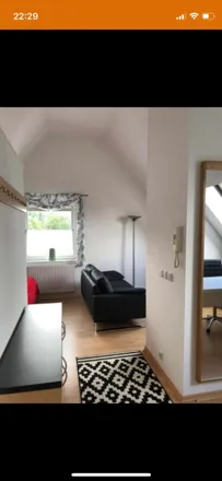 Rent this 2 bed apartment on Sandträgerweg 37 in 40627 Dusseldorf, Germany