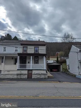 Buy this 3 bed duplex on 238 West Bacon Street in Palo Alto, Schuylkill County