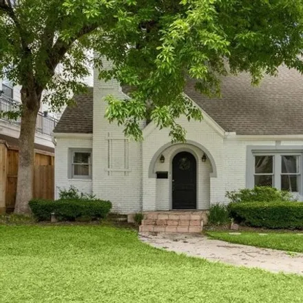 Rent this 3 bed house on 2048 Colquitt Street in Houston, TX 77098