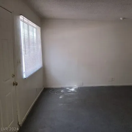 Image 5 - 1400 E Mesquite Ave Apt 2, Las Vegas, Nevada, 89101 - Apartment for rent