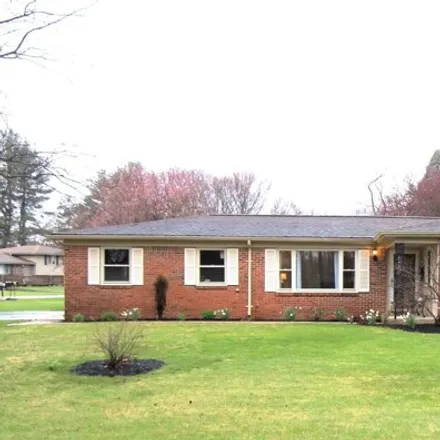 Buy this 3 bed house on 7005 West Crestwood Drive in Carroll County, IN 46923