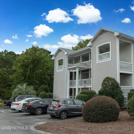 Buy this 2 bed condo on 3011 Marsh Winds Circle in St. James, NC 28461