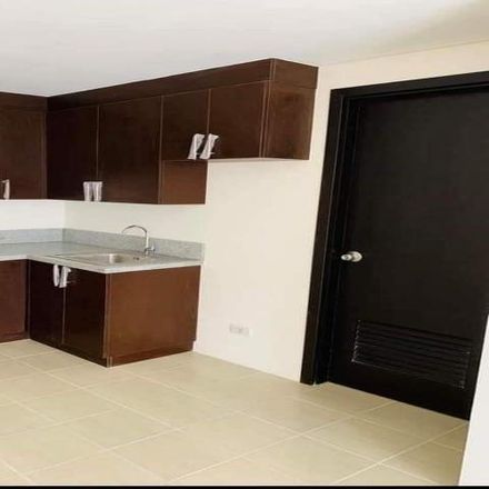Rent this 1 bed condo on 7-Eleven in EDSA, Mandaluyong