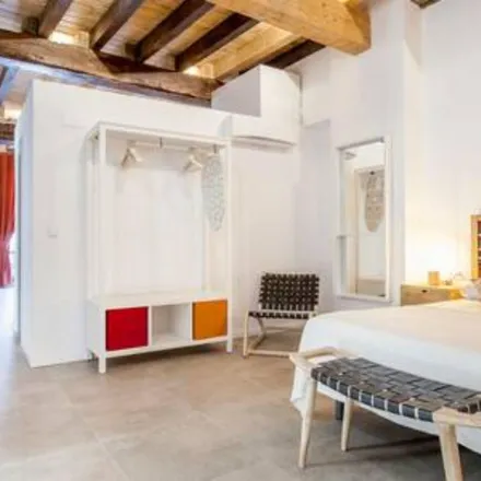 Rent this 1 bed apartment on Jamón Jamón in Carrer de la Bosseria, 46001 Valencia