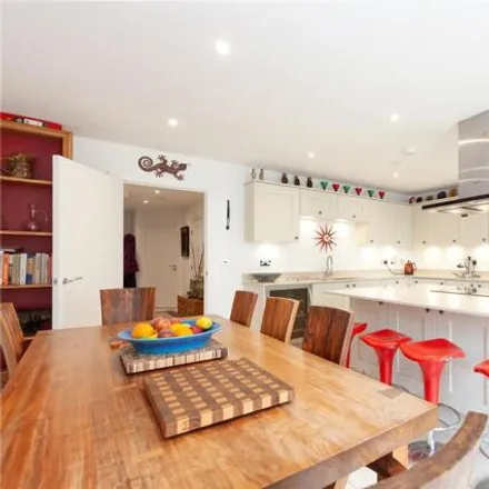 Image 3 - 17 Abbey Road, Oxford, OX2 0AD, United Kingdom - Townhouse for rent