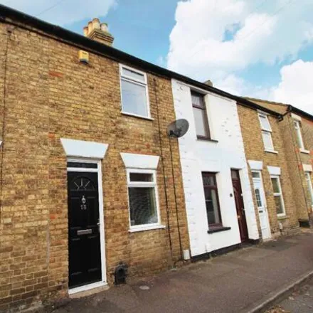 Buy this 2 bed townhouse on Farrer Street in Kempston, MK42 8JH