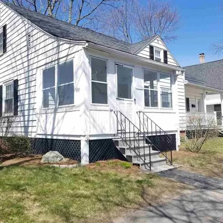 Rent this 4 bed house on 987 Union Street in Manchester, NH 03104