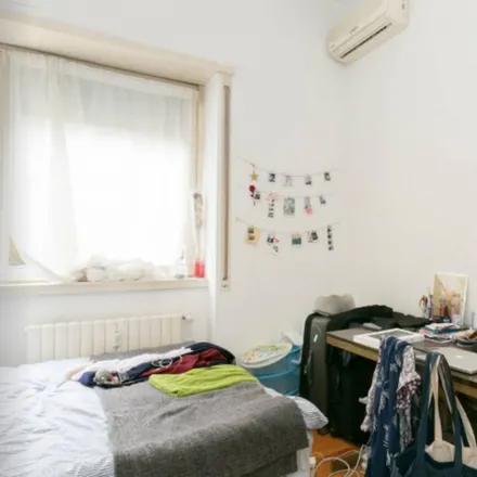 Rent this 4 bed room on Vergani in Corso di Porta Romana, 51