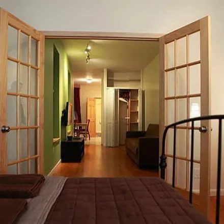 Rent this 1 bed apartment on New York University in Mercer Street, New York