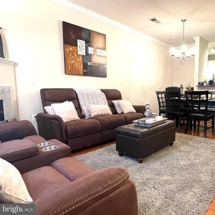 Image 6 - Chantilly Park Condo, Centreville Road, Chantilly, VA 20151, USA - Condo for sale