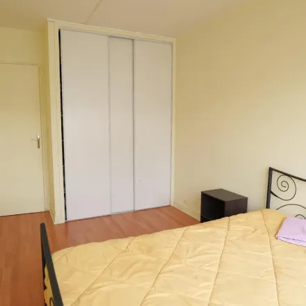 Rent this 3 bed apartment on 17 Rue Labois-Rouillon in 75019 Paris, France