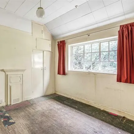 Image 7 - 32 Clifford Avenue, London, SW14 7BP, United Kingdom - House for sale