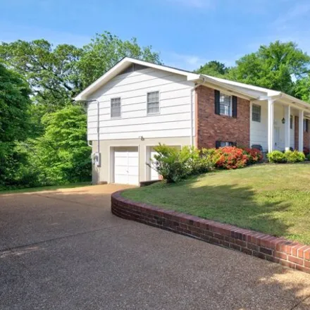 Image 3 - 938 Brynwood Drive, Forest Highlands, Chattanooga, TN 37415, USA - House for sale