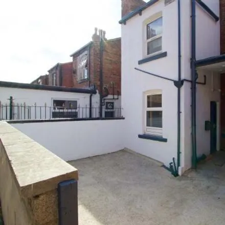 Image 3 - 31 Brudenell Mount, Leeds, LS6 1HT, United Kingdom - Townhouse for rent