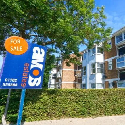 Buy this 2 bed apartment on London Road in Leigh on Sea, SS9 2QR