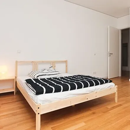 Rent this 4 bed room on Weisbachstraße 7 in 60314 Frankfurt, Germany