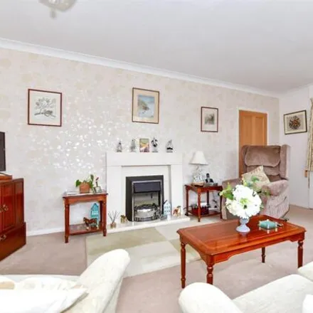 Image 3 - Valley Drive, Loose, ME15 9TJ, United Kingdom - House for sale