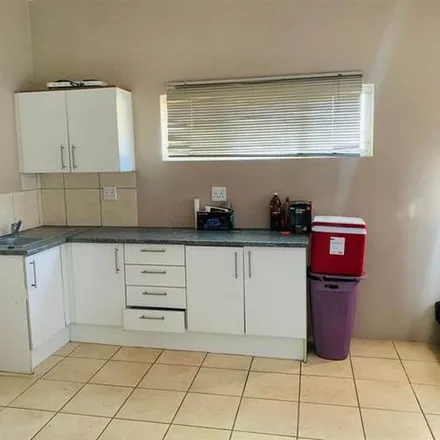 Image 6 - Cornwall Road, Vincent, East London, East London, 5217, South Africa - Apartment for rent