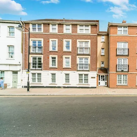 Rent this 2 bed apartment on Blenheim Court in 115 London Street, Katesgrove