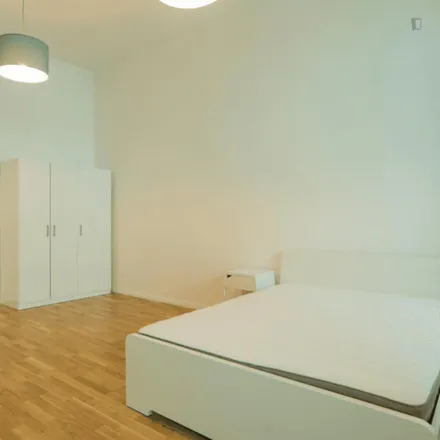 Image 1 - Straßmannstraße 24, 10249 Berlin, Germany - Apartment for rent