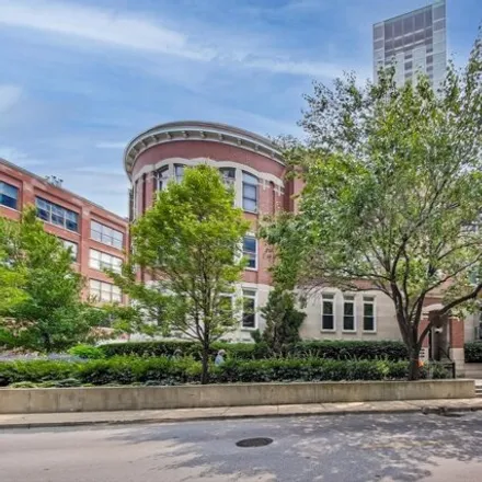 Buy this 3 bed condo on Sexton Lofts in 501 North Kingsbury Street, Chicago