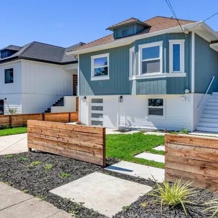 Buy this 3 bed house on 1044 47th Street in Emeryville, CA 94608