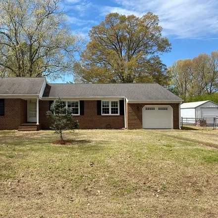 Buy this 3 bed house on 1594 Pine Tree Drive in Gloucester Point, VA 23062