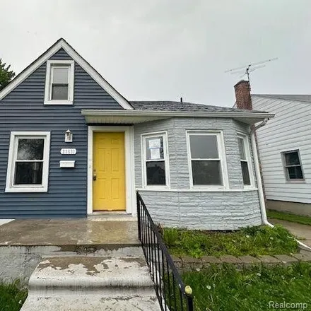 Buy this 3 bed house on Scott Boulevard in Clinton Township, MI 48036