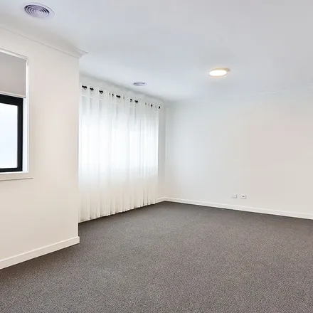 Rent this 4 bed apartment on Hemingford Road in Bentleigh East VIC 3165, Australia