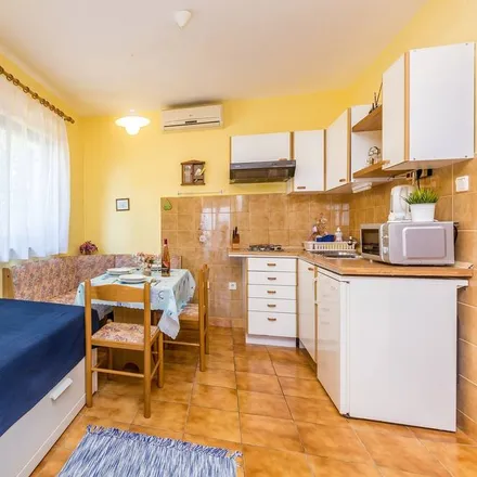 Image 2 - 51512 Njivice, Croatia - Apartment for rent