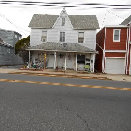 Buy this 7 bed house on Beebe Medical Center in 424 Savannah Road, Highland Acres