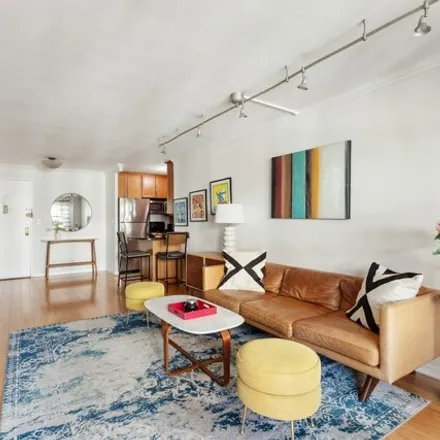 Buy this studio apartment on 338 East 80th Street in New York, NY 10075