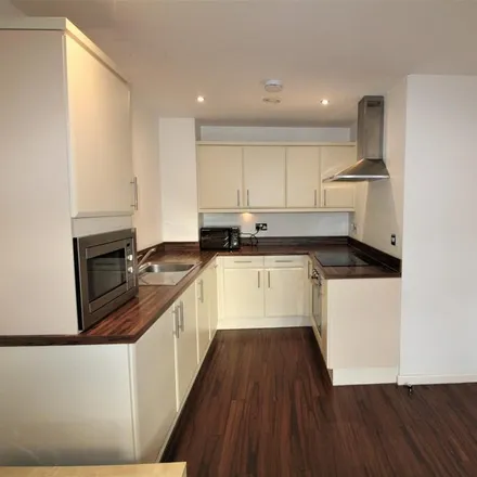 Image 1 - Devonshire Point, Milton Street, The Moor, Sheffield, S1 3EF, United Kingdom - Apartment for rent