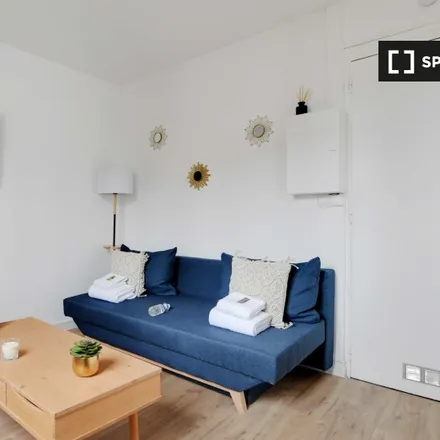Image 12 - 10 Rue de Sfax, 75116 Paris, France - Apartment for rent