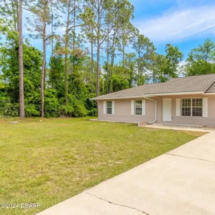 Buy this 3 bed house on 62 Zaun Trail in Palm Coast, FL 32164