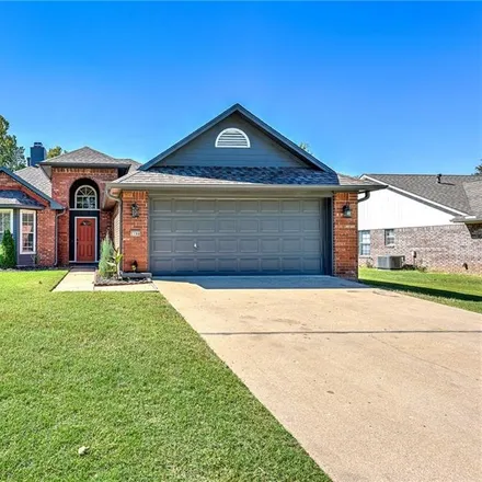 Buy this 3 bed house on 1104 North Flamingo Road in Rogers, AR 72756