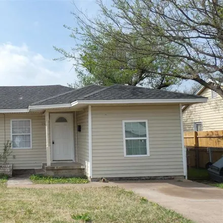 Buy this 3 bed house on 1308 Northwest Hoover Avenue in Artillery Village, Lawton