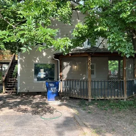 Buy this 3 bed house on 824 North Union Street in Shawnee, OK 74801