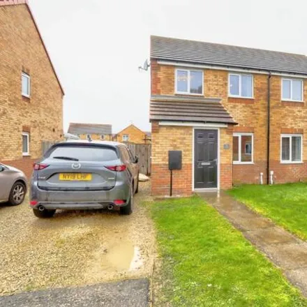 Buy this 3 bed duplex on Middlebeck Close in Middlesbrough, TS3 8RJ