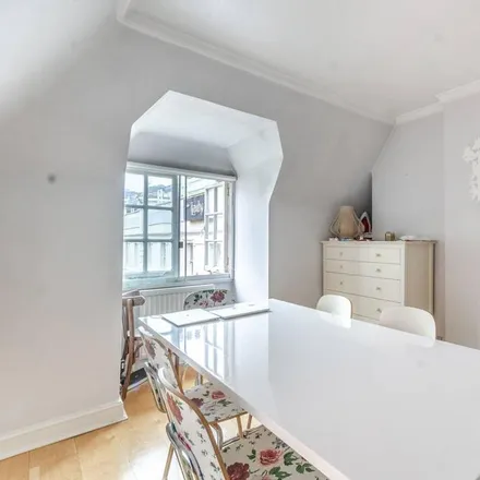 Rent this 1 bed apartment on 6 Agar Street in London, WC2N 4HN