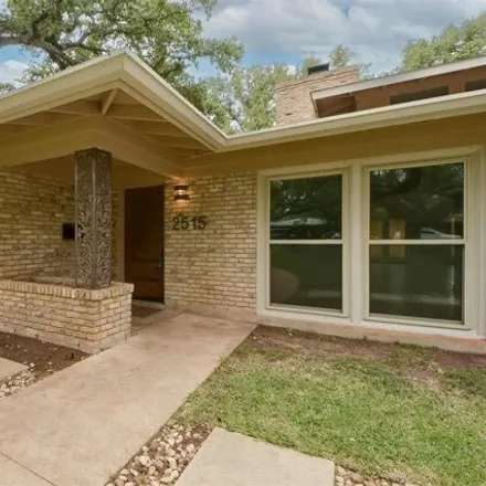 Image 3 - 2515 Great Oaks Parkway, Austin, TX 78756, USA - House for sale