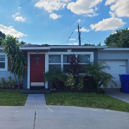 Buy this 3 bed house on 140 South Dixie Highway in Hollywood, FL 33020